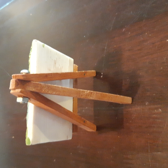 Bear Apple Picking Miniature Easel - Picture 2 of 4